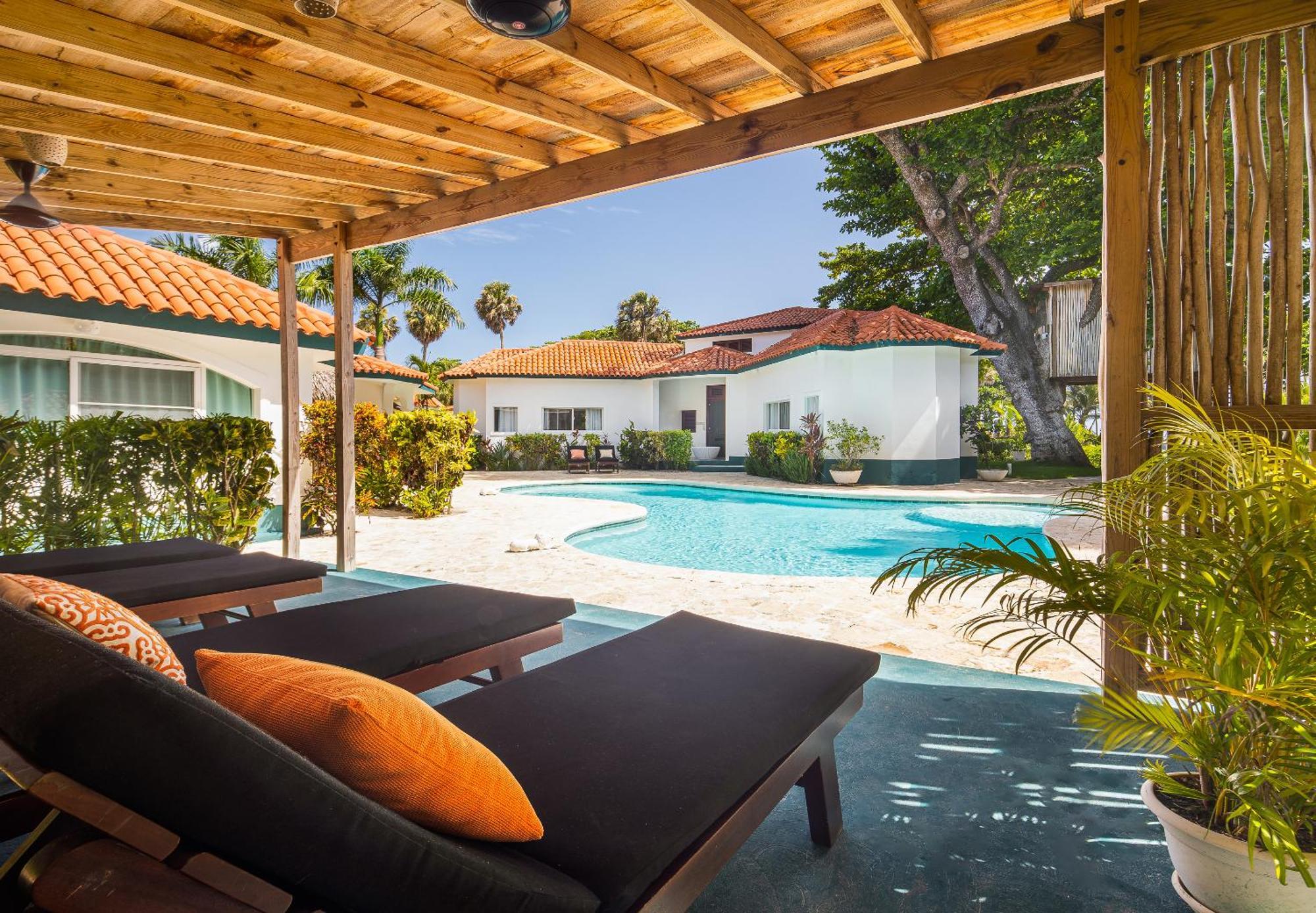 El Encuentro Surf Lodge Cabarete Exterior photo